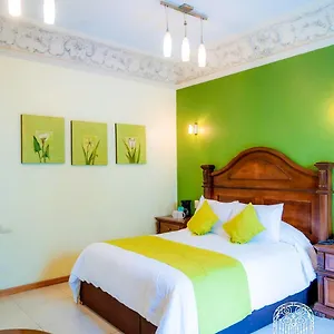 Hotel De Antaño